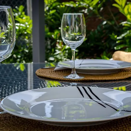 Апартаменты Avenue - Free Parking *