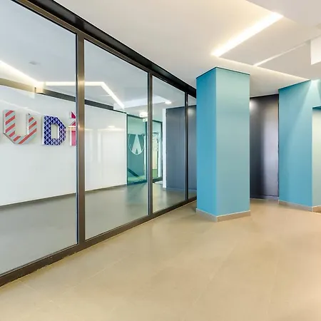 Avenue - Free Parking Лиссабон