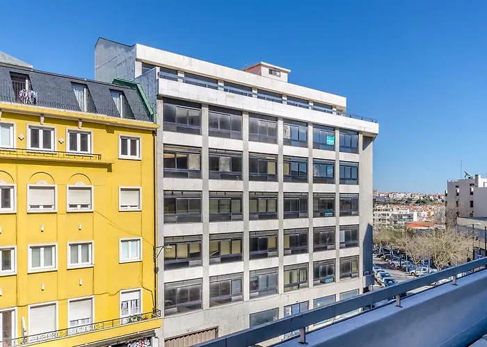 Avenue - Free Parking Lisboa