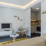Διαμέρισμα Avenue - Free Parking *